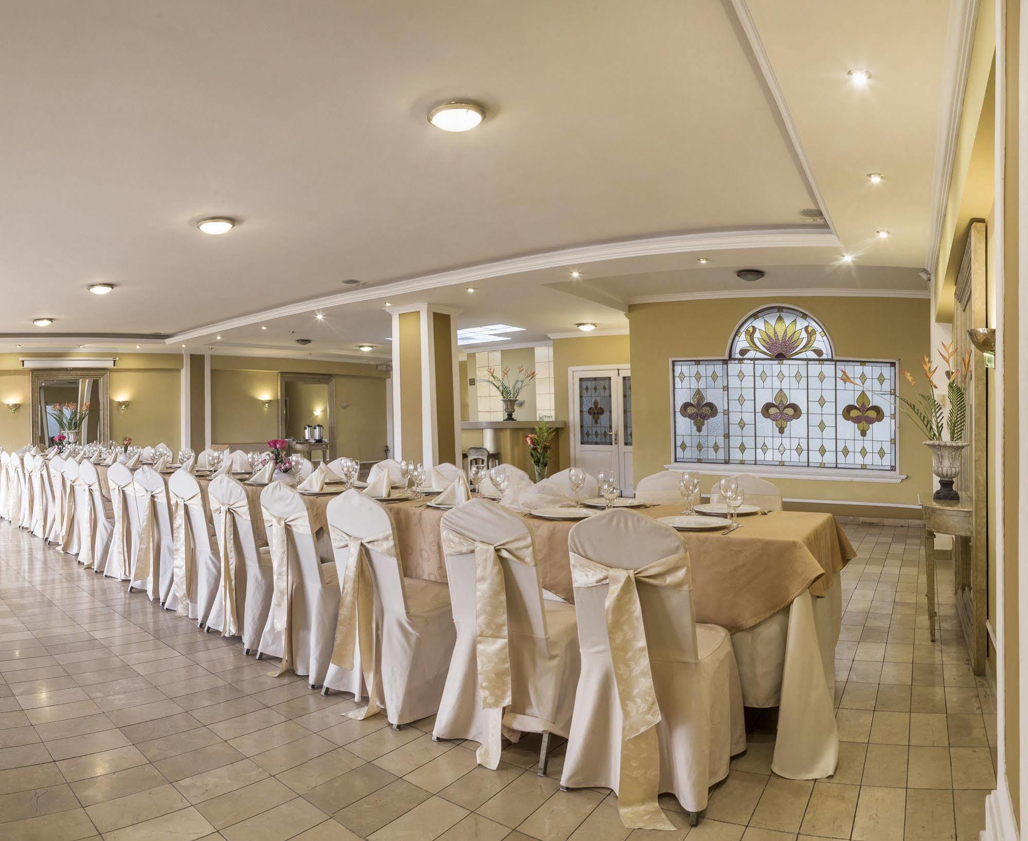 Hotel Libertador Loja Kültér fotó