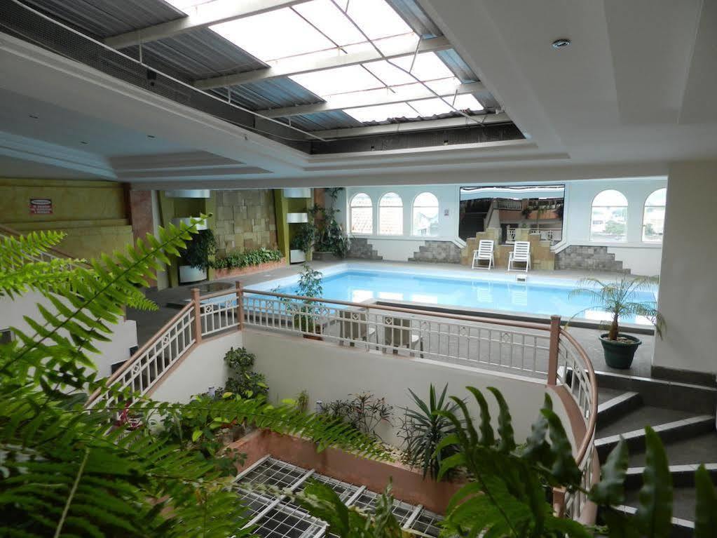 Hotel Libertador Loja Kültér fotó