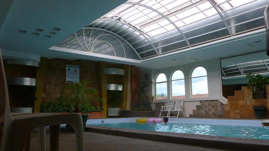 Hotel Libertador Loja Kültér fotó